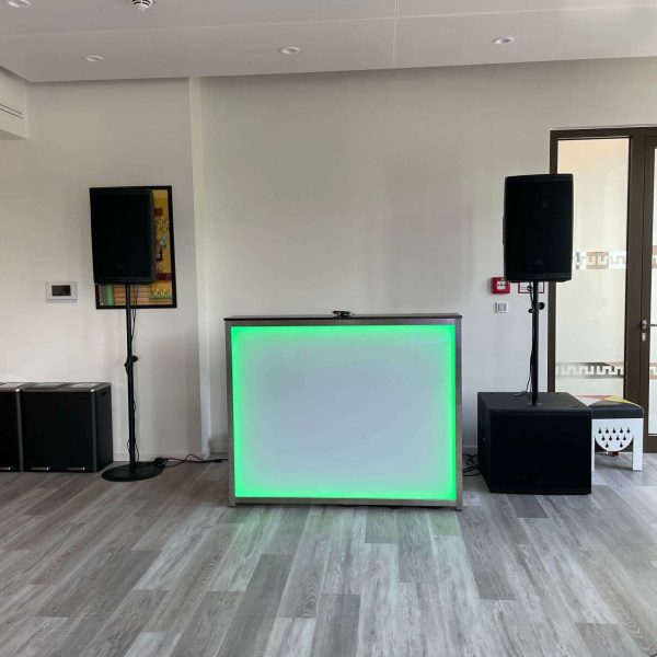 DJ Setup für Firmenevent.